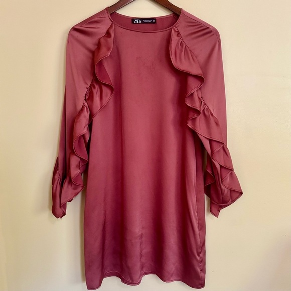 Zara| Pretty Rose Gold Ruffled Sleeve Satin Sheath Mini-Dress Sz XS - Picture 2 of 8